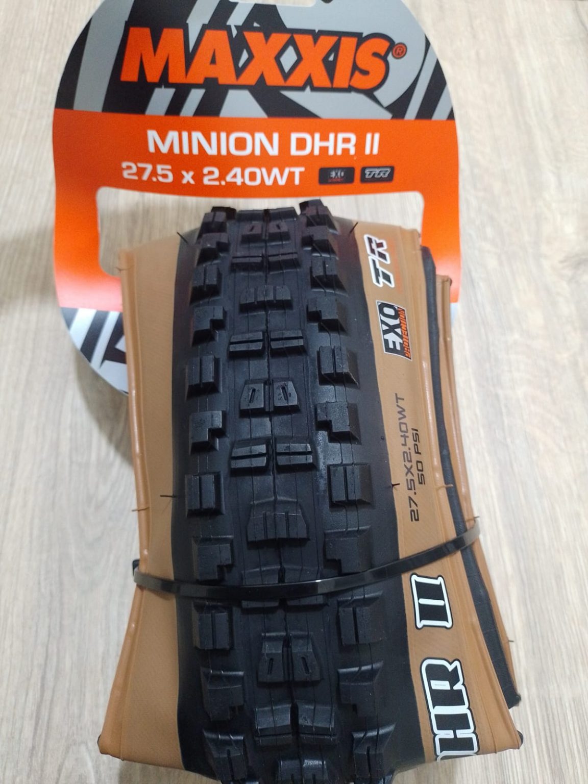 maxxis minion 2.8